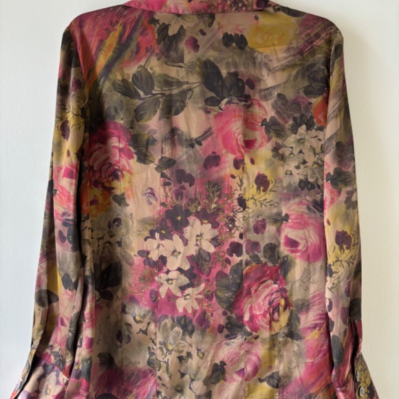 Earthen Silk Floral Blouse Medium - Picture 3 of 4